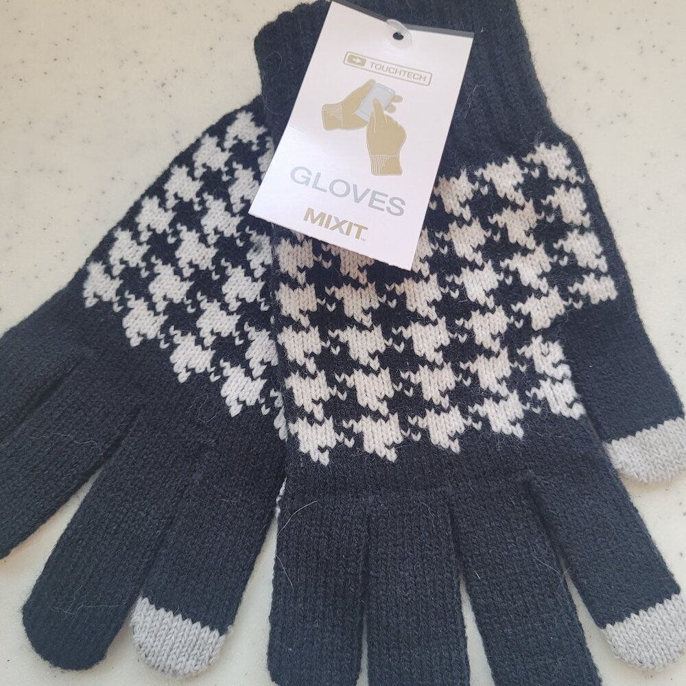 Mixit gloves touchscreen compatible NWT